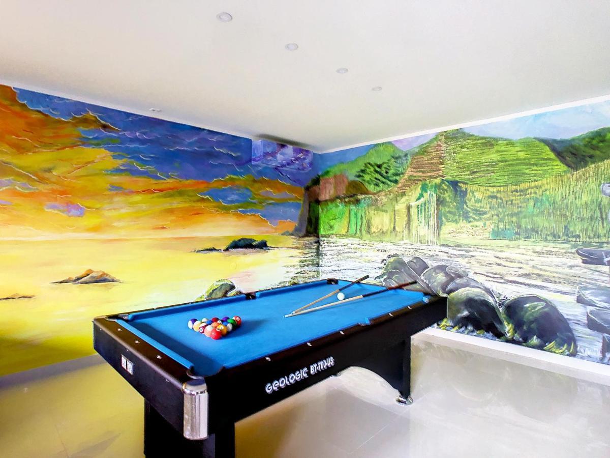 פונשל Over The Cliff Apartment By Lovelystay מראה חיצוני תמונה