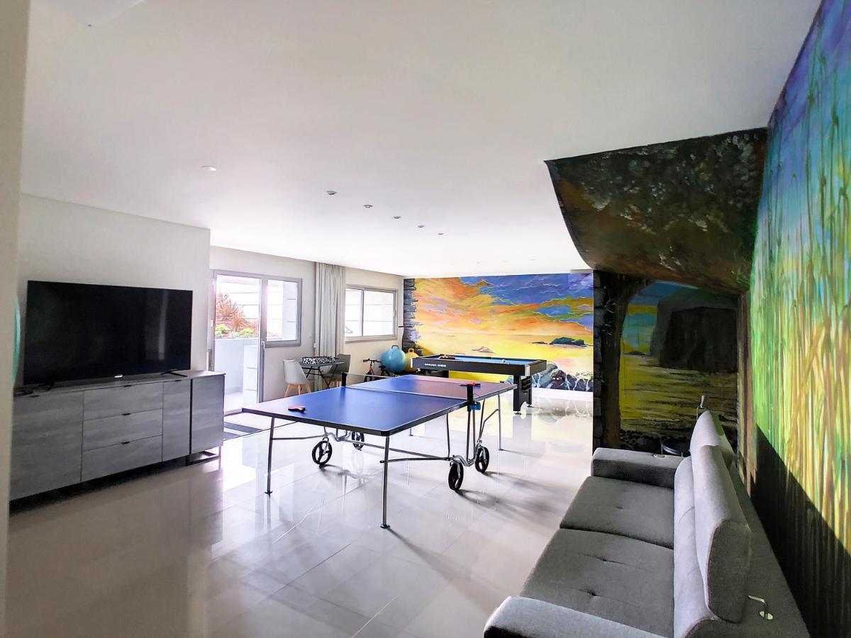 פונשל Over The Cliff Apartment By Lovelystay מראה חיצוני תמונה