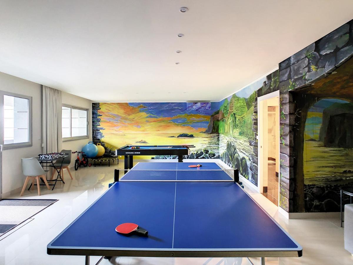 פונשל Over The Cliff Apartment By Lovelystay מראה חיצוני תמונה