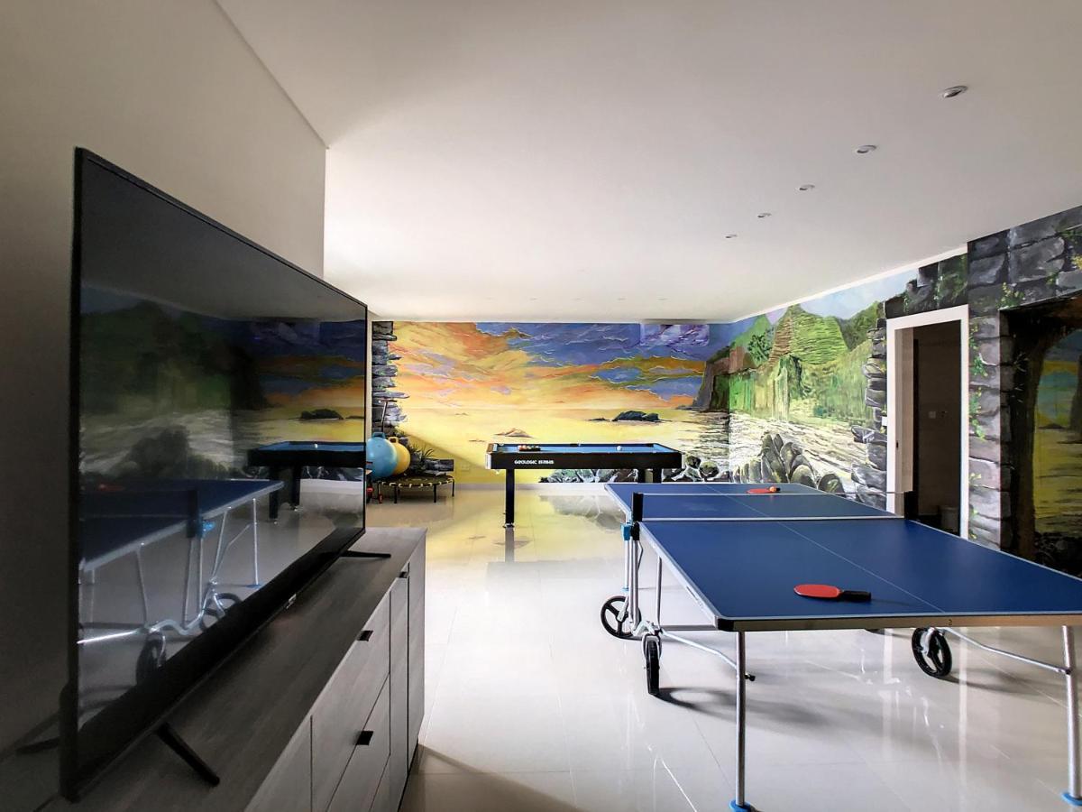 פונשל Over The Cliff Apartment By Lovelystay מראה חיצוני תמונה